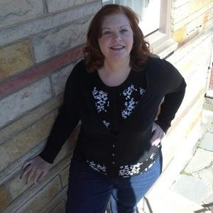 Meet your Posher, Debra